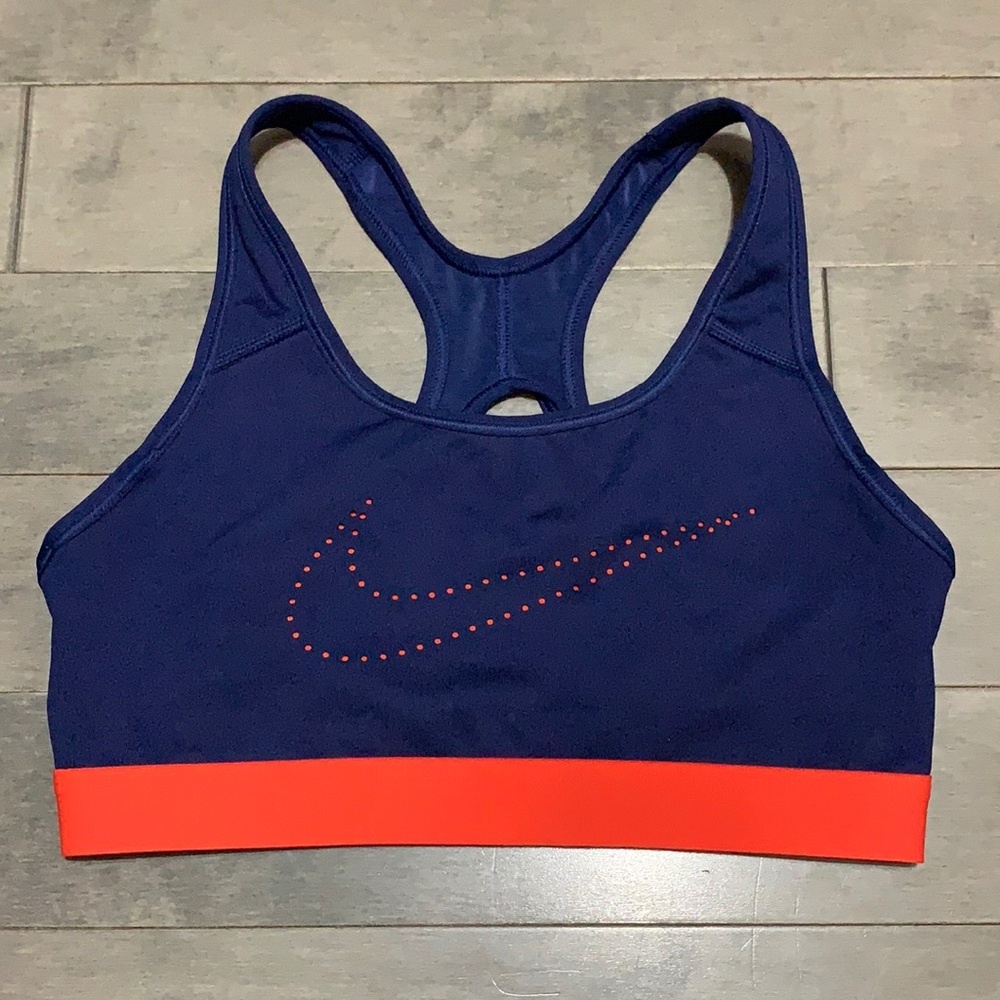 Nike Dri-Fit Bra - Small